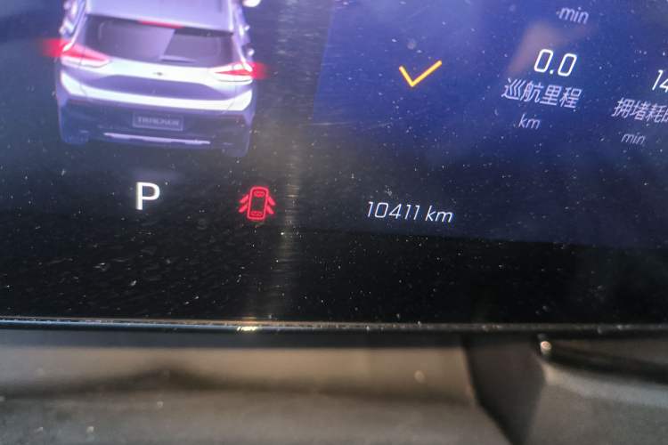 Used Chevrolet Trax 2022 Encore RS 1.5T CVT Cool Odometer Close Up