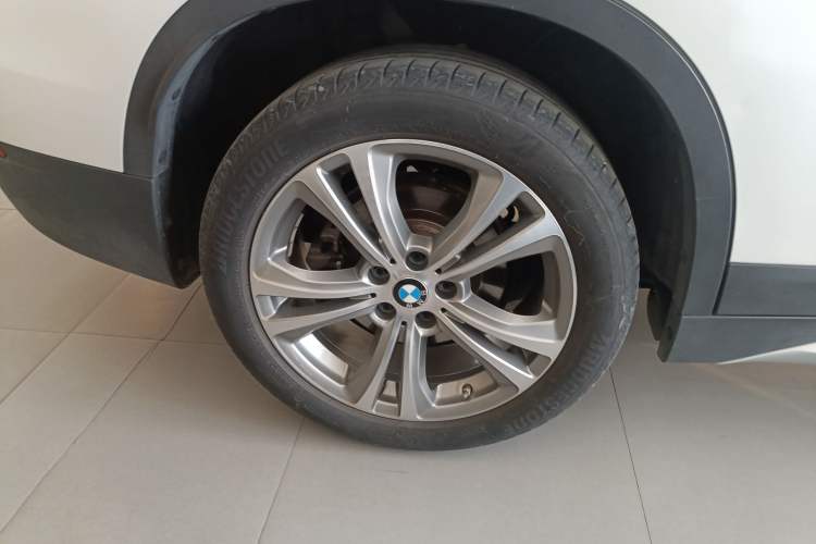 Used BMW X1 New Energy 2020 xDrive30Le Premium Edition Right Rear Wheel Hub