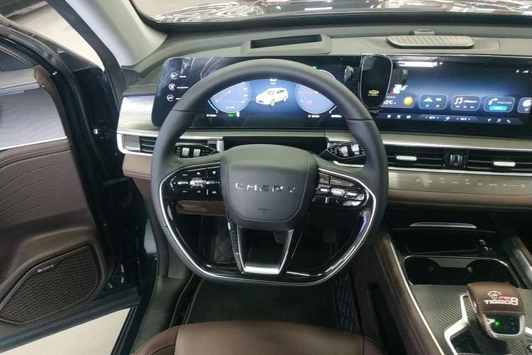 Used Chery Tiggo 8 PRO 2024 Champion Edition 290T Two-Wheel Drive Peak Version 5 Seats