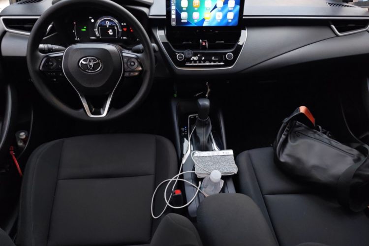 Used Toyota Levin 2024 Smart Electric Hybrid Dual-Engine 1.8L Leading Edition Center Console