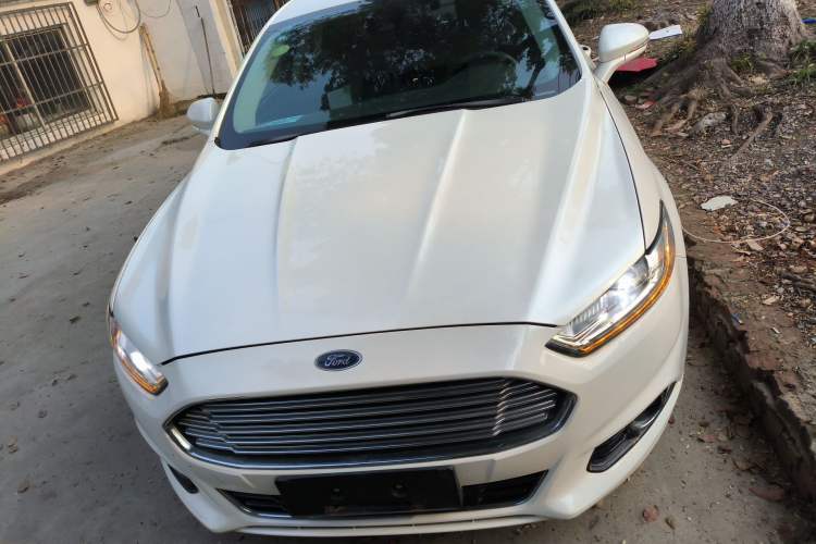 Used Ford Mondeo 2013 2.0L GTDi 200 Luxury Model
