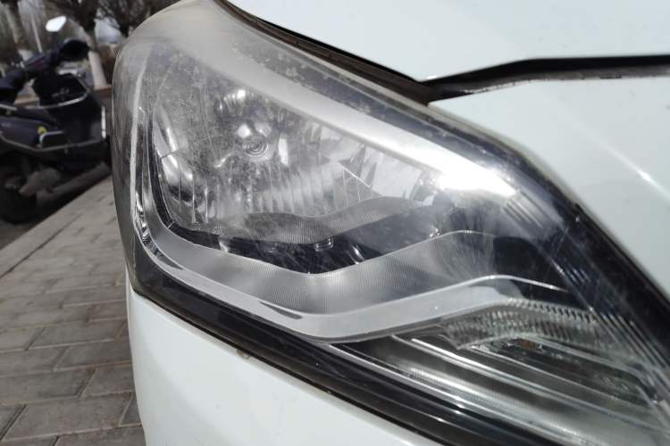 Used Hyundai Verna (older generation) 2014 1.4L Manual Smart GLS Trim
