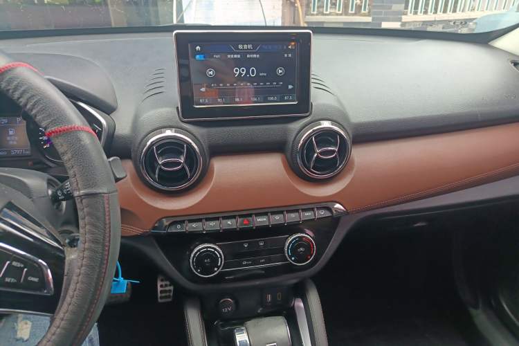 Used BAIC Changhe Q35 2016 1.5L Automatic Smart Edition
