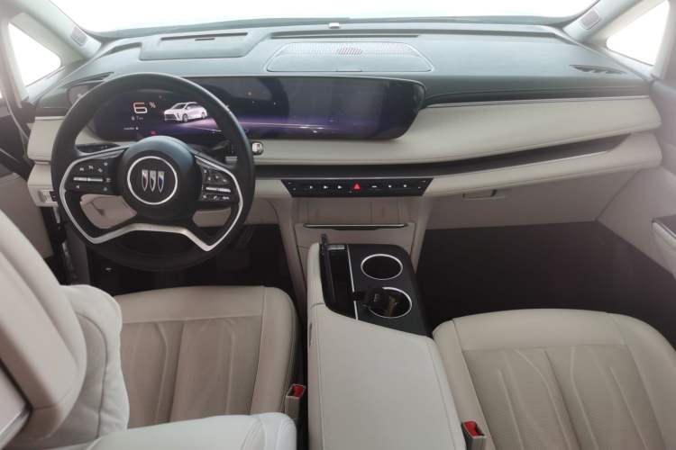 Used Buick GL8 New Energy 2024 Lu Zun Deluxe Edition 7-Seater Center Console