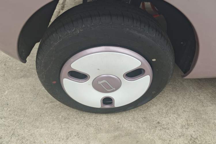 Used Bestune Pony 2026 Model 222km Shining Horse Exterior 8