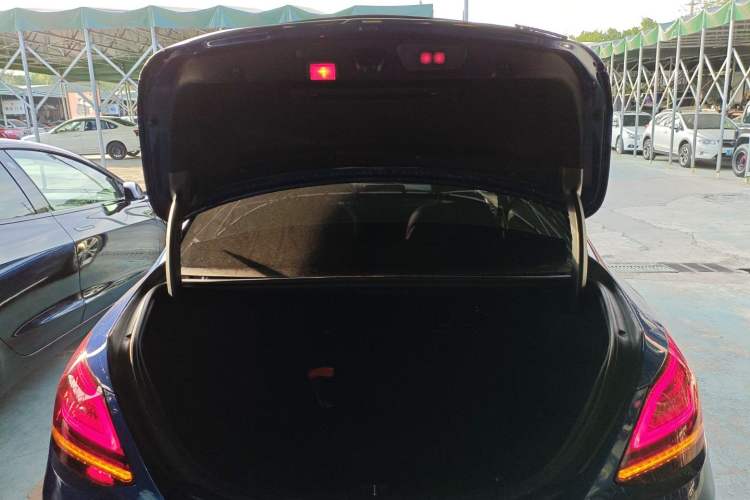 Used Mercedes-Benz C-Class 2020 C 200 L Fashion Edition Sport Version
