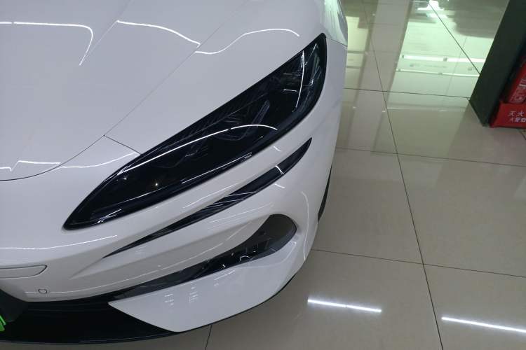 Used Denza Z9GT 2024 1100 Four-Wheel Drive Ultra Version
