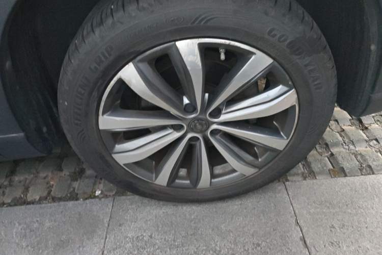 Used Roewe RX5 MAX 2019 300TGI Automatic 4G Connect Luxury Edition