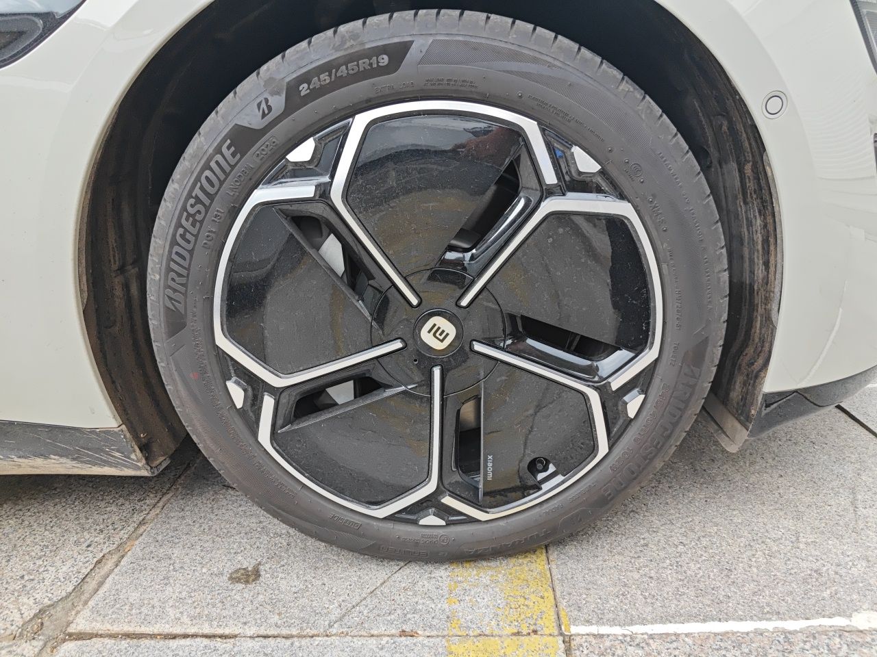 Xiaomi Auto SU7 2026 Model Standard Edition — снимка 8