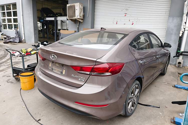 Used Hyundai Elantra (6th Generation / Lingdong) 2016 1.6L Automatic ZhiXuan – Elite Version Rear Right 45 Deg