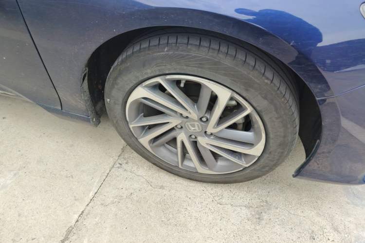 Used Honda Inspire 2019 260TURBO Elite Edition China VI Right Front Wheel Hub