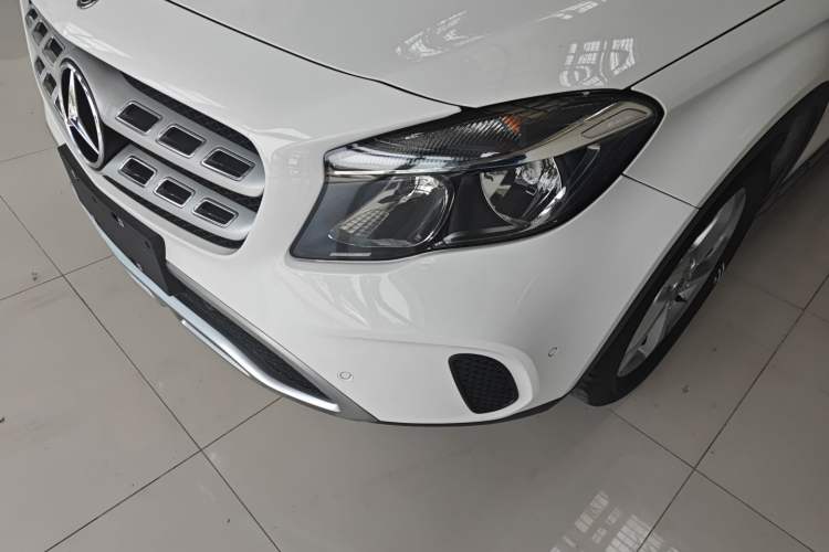 Used Mercedes-Benz GLA 2018 GLA 200 Sport Edition Left Front Headlight