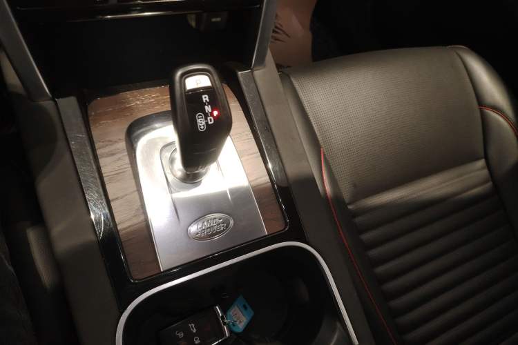 Used Land Rover Discovery Sport 2022 249 PS R-Dynamic S Performance Edition 5 Seats