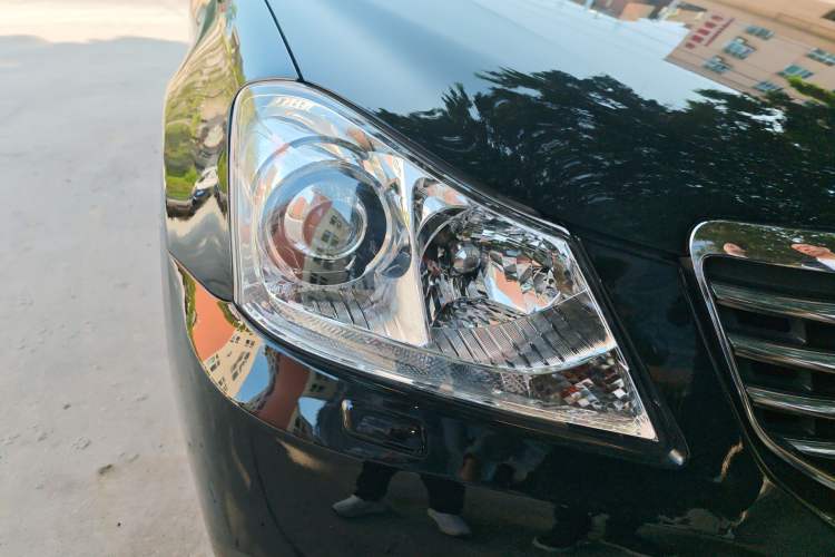 Used Toyota Crown 2010 2.5L Royal Leather Sunroof Edition Right Front Headlight