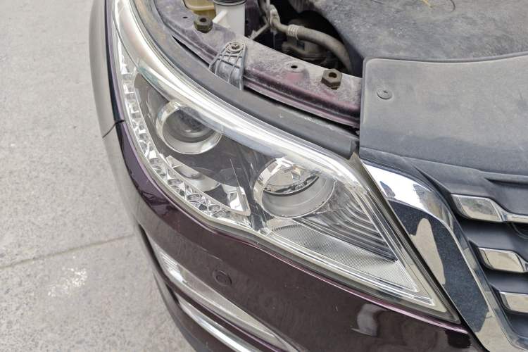 Used Baojun 560 2015 1.8L manual luxury version