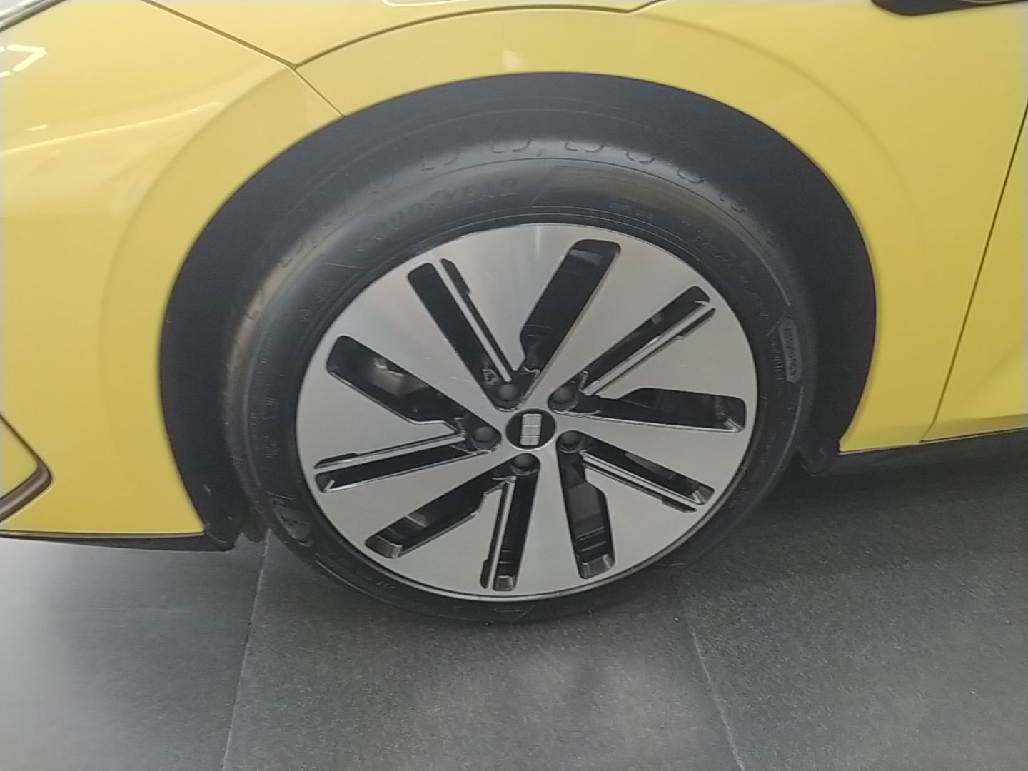 Geely Galaxy E8 2024 665 km Range Rear-Drive Starship Long-Range Version — снимка 10