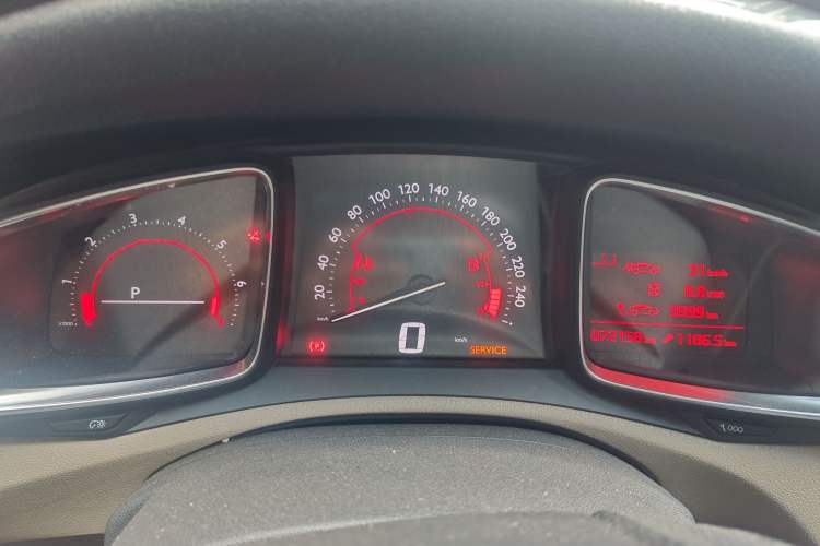 Used DS 6 2014 1.6T Luxury Edition THP200
