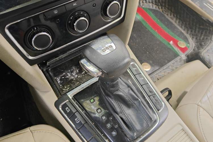 Used Skoda Superb 2012 1.4TSI DSG Elegant Edition
