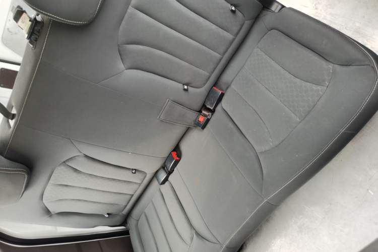 Used BAW Ruisheng Ace M7 2023 1.6L Standard Wheelbase Wealth Creation Model 5 Seats Left Rear Seat