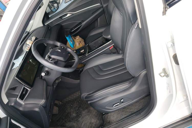 Used NETA U 2022 Zhi400 Pro Lithium Iron Phosphate
