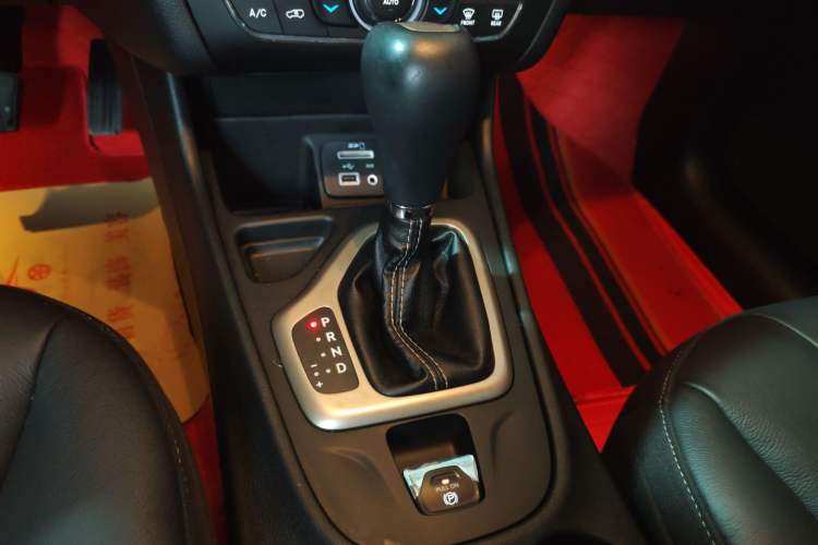 Used Jeep Cherokee 2017 2.4L Leading Smart Edition