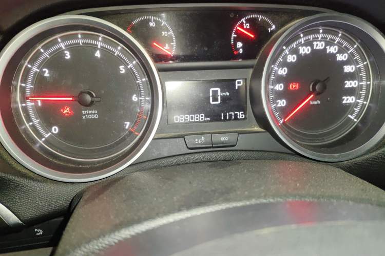 Used Peugeot 408 2015 1.2T Automatic Luxury Edition
