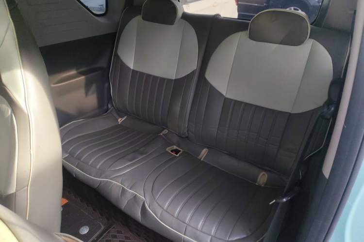 Used Geely Galaxy Panda 2024 Panda Mini 200km Endurance Bear Left Rear Seat