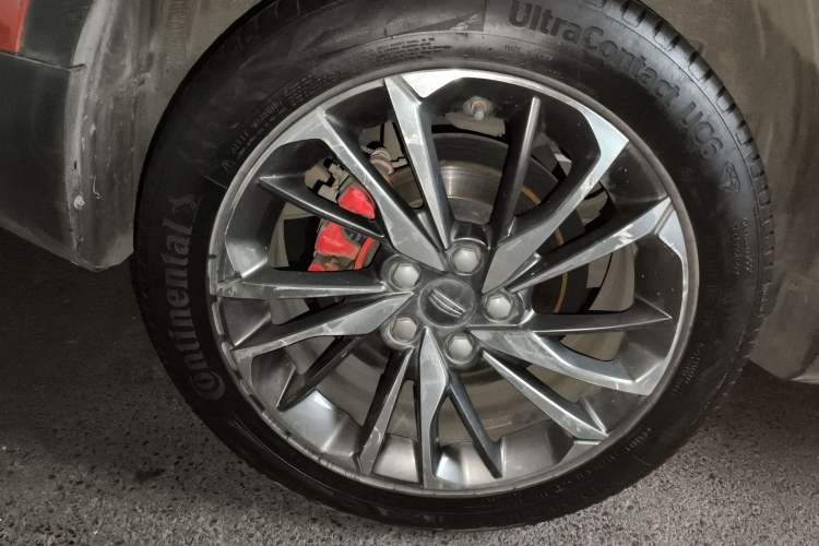 Used Geely Auto Coolray 2019 Sport Model 260T DCT Battle China V Standard
