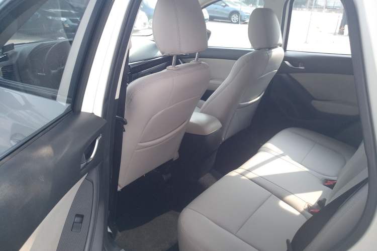 Used Mazda CX-5 2013 2.0L Manual Two-Wheel Drive Comfort Version