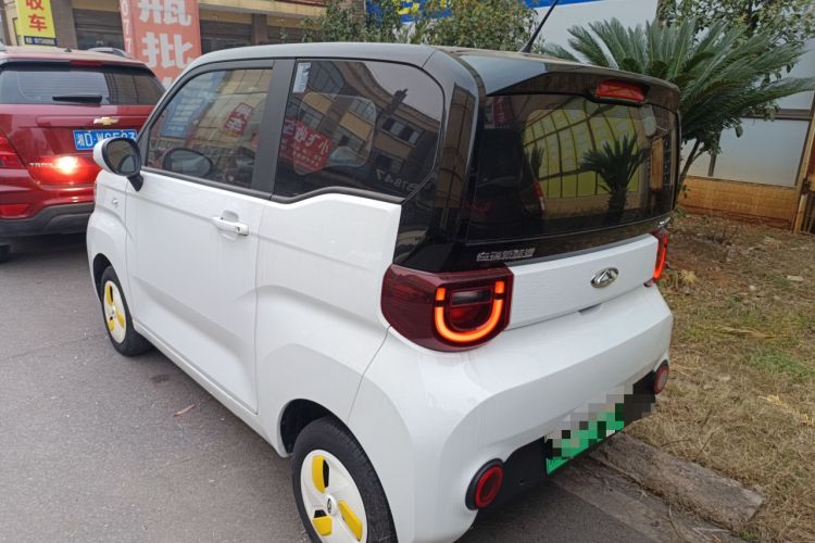 Used Chery QQ Ice Cream 2022 170km Sundae Phosphate Lithium-Ion