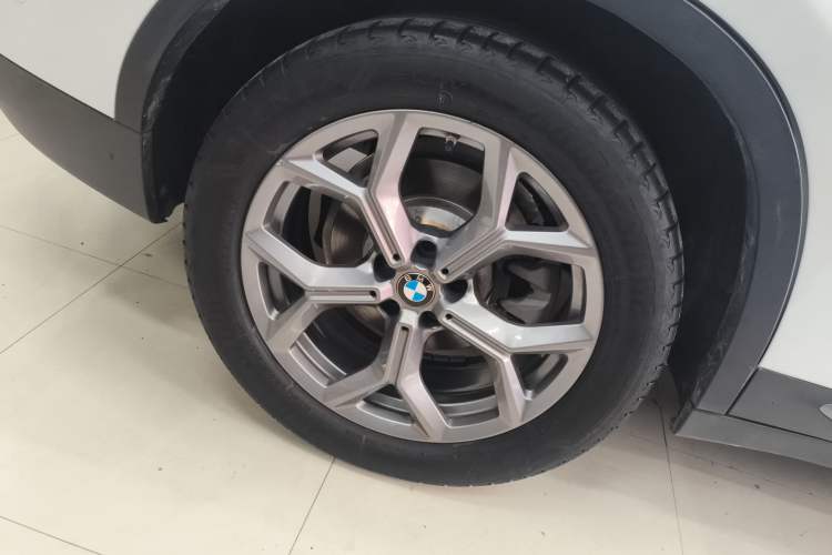 Used BMW X3 2020 xDrive28i Luxury Package Right Rear Wheel Hub