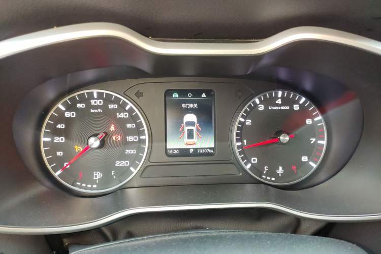 Used MG ZS 2020 180 DVVT Automatic Lite Instrument Cluster