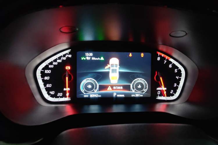 Used CHANGAN CS85 COUPE 2019 1.5T DCT Luxury Version China VI Standard Instrument Cluster