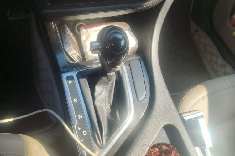 Used Kia K5 2012 2.0L Automatic GLS