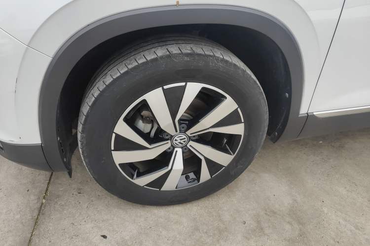 Used Volkswagen Tayron 2021 330TSI Two-Wheel Drive Luxury Smart Connectivity Version
