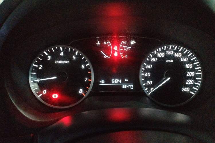 Used Nissan Sylphy 2021 Classic 1.6XE Manual Comfort Edition Instrument Cluster