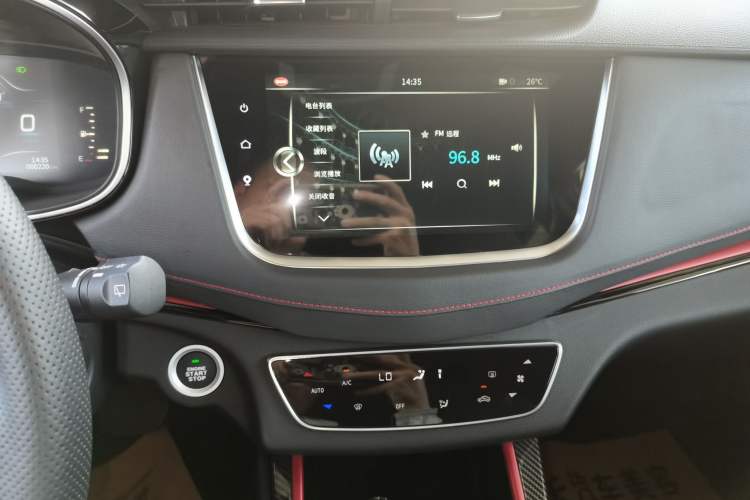 Used SWM G01FF 2022 Updated Version 1.5T DCT Star Edition
