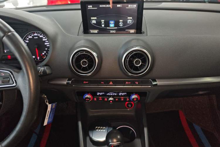 Used Audi A3 2015 Sportback 35 TFSI Millionth Anniversary Comfort Model