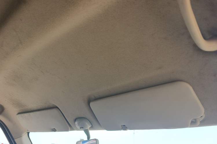 Used CHANGAN KAICHENG Ruixing EM60 2022 All-Electric Van 4498 mm Long Flat Roof Double-Swing Doors 2 Seats 60 kW 41.86 kWh
