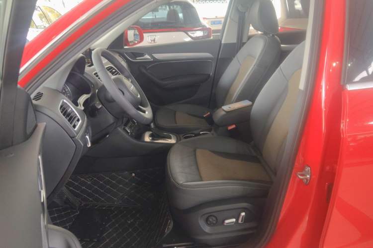 Used Audi Q3 2018 30th Anniversary Edition 30 TFSI Fashion Model
