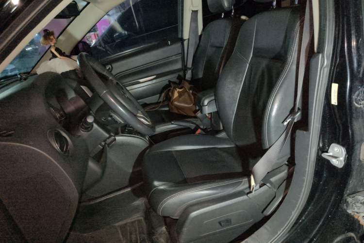 Used Jeep Compass 2013 2.0L two-wheel drive luxury version