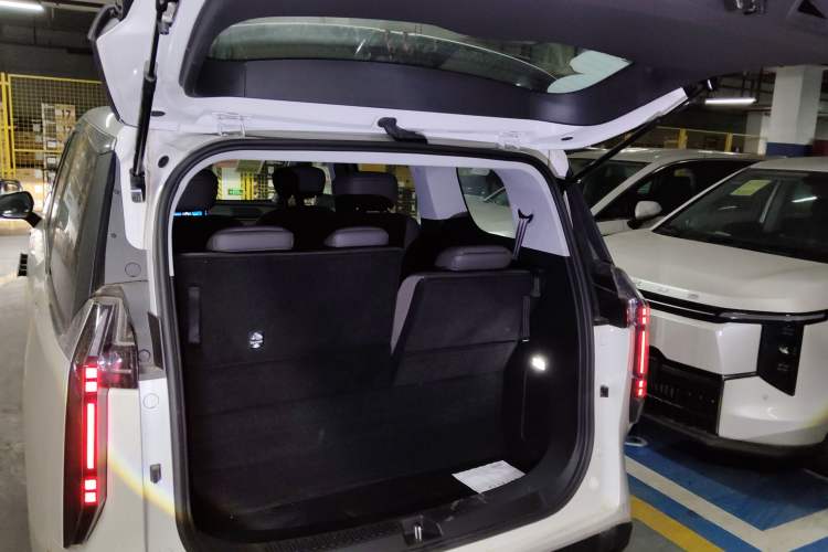 Used SAIC MAXUS Dajia 7 2024 Revised Version Super Hybrid Long-Range Edition Enjoyment Version