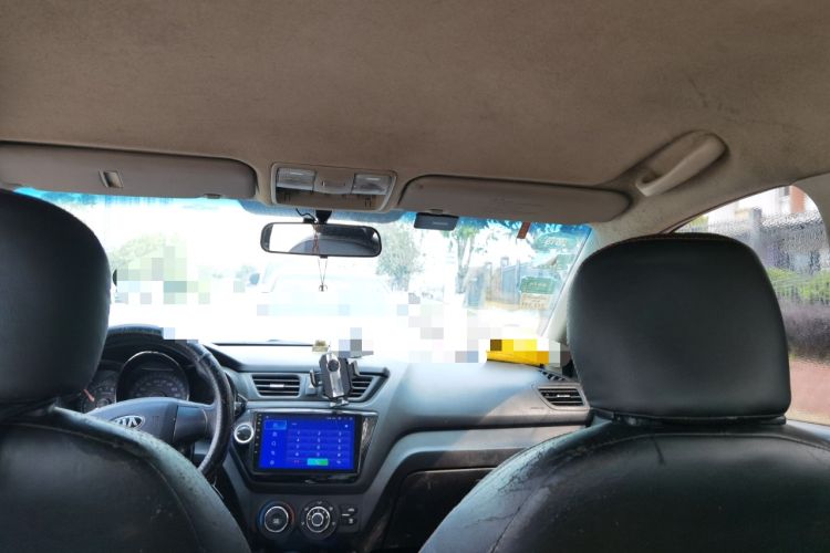 Used Kia K2 2012 Sedan 1.4L MT GLS Commemorative Edition
