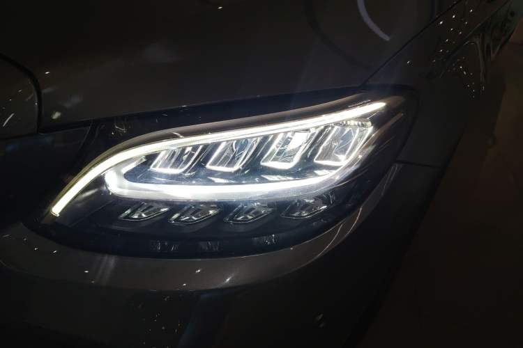 Used Mercedes-Benz C-Class 2019 C 260 Coupe Left Front Headlight