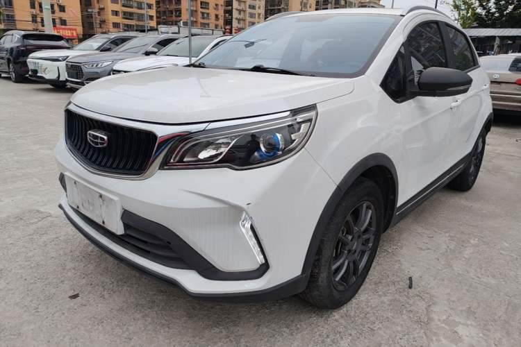Used Geely Auto Vision X3 2021 PRO 1.5L CVT Deluxe Model Front Left 45 Deg