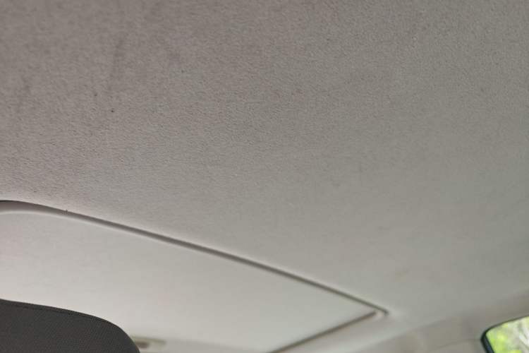 Used Chevrolet Sail 2013 Sedan 1.4L Manual - Youyi Happiness Edition Headliner