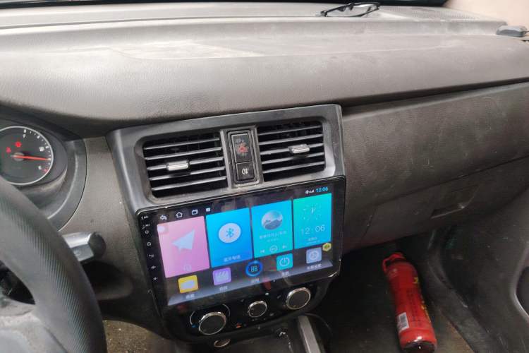 Used Wuling Rongguang V 2016 1.5L Standard Version Audio And AC Panel