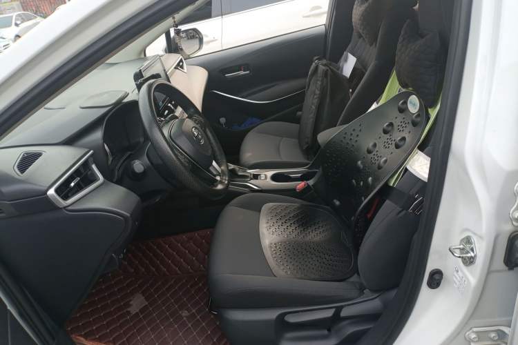 Used Toyota Corolla 2021 Dual-Motor 1.8L E-CVT Elite Edition
