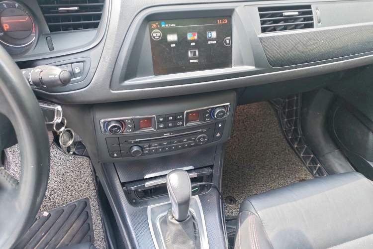 Used Citroen C5 2014 1.6T Automatic Luxury Model Audio And AC Panel