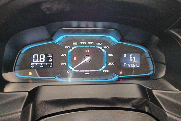 Used Roewe 360 2017 1.5L Automatic Smart Screen Version
